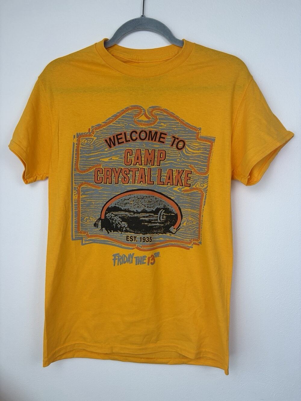 Friday the 13th Camp Crystal Lake T-Shirt Small Yellow Horror Halloween Tee